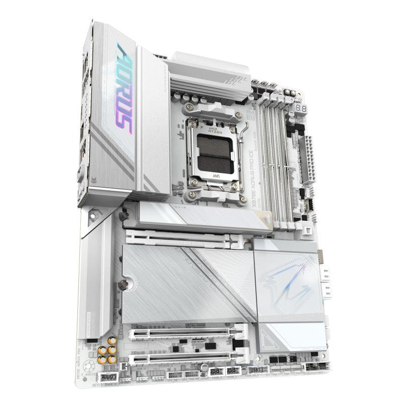 GIGABYTE X870E AORUS PRO ICE o